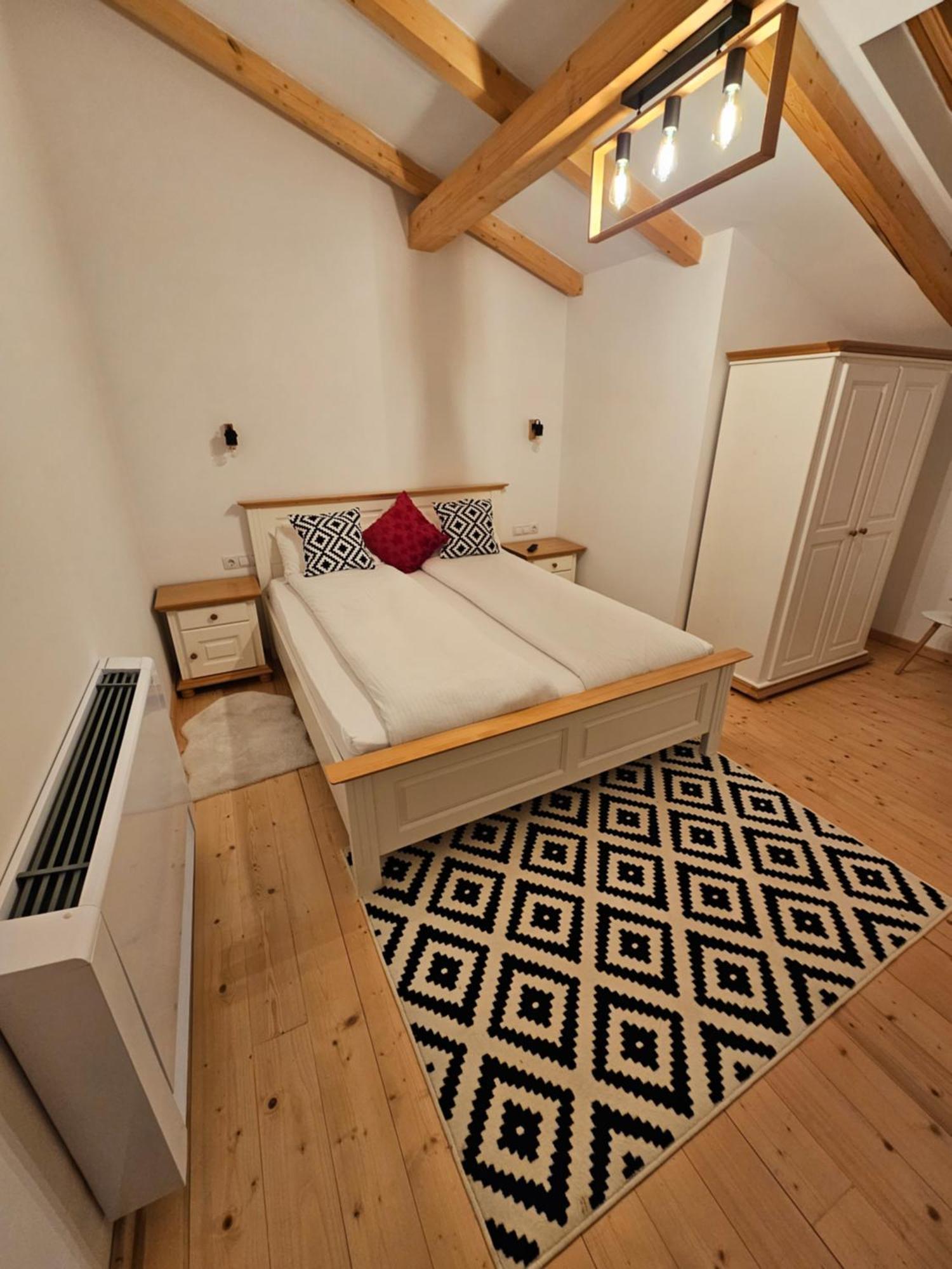 Отель Casa Mara Вишеу-де-Сус Экстерьер фото